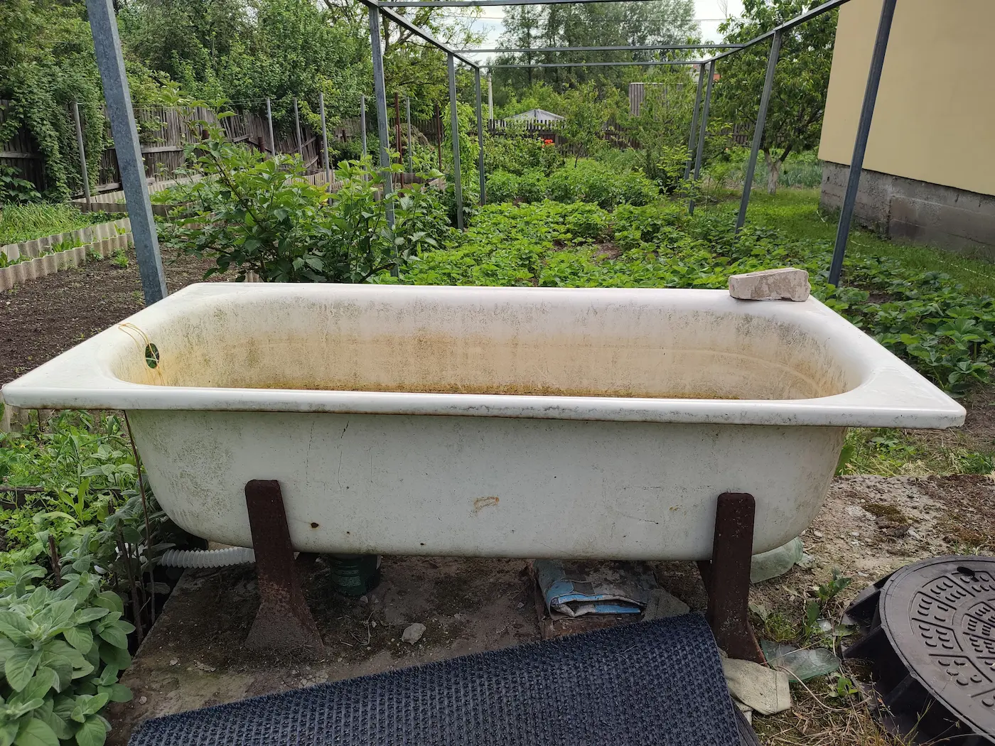 Hot Tub Removal in Fresno and Clovis